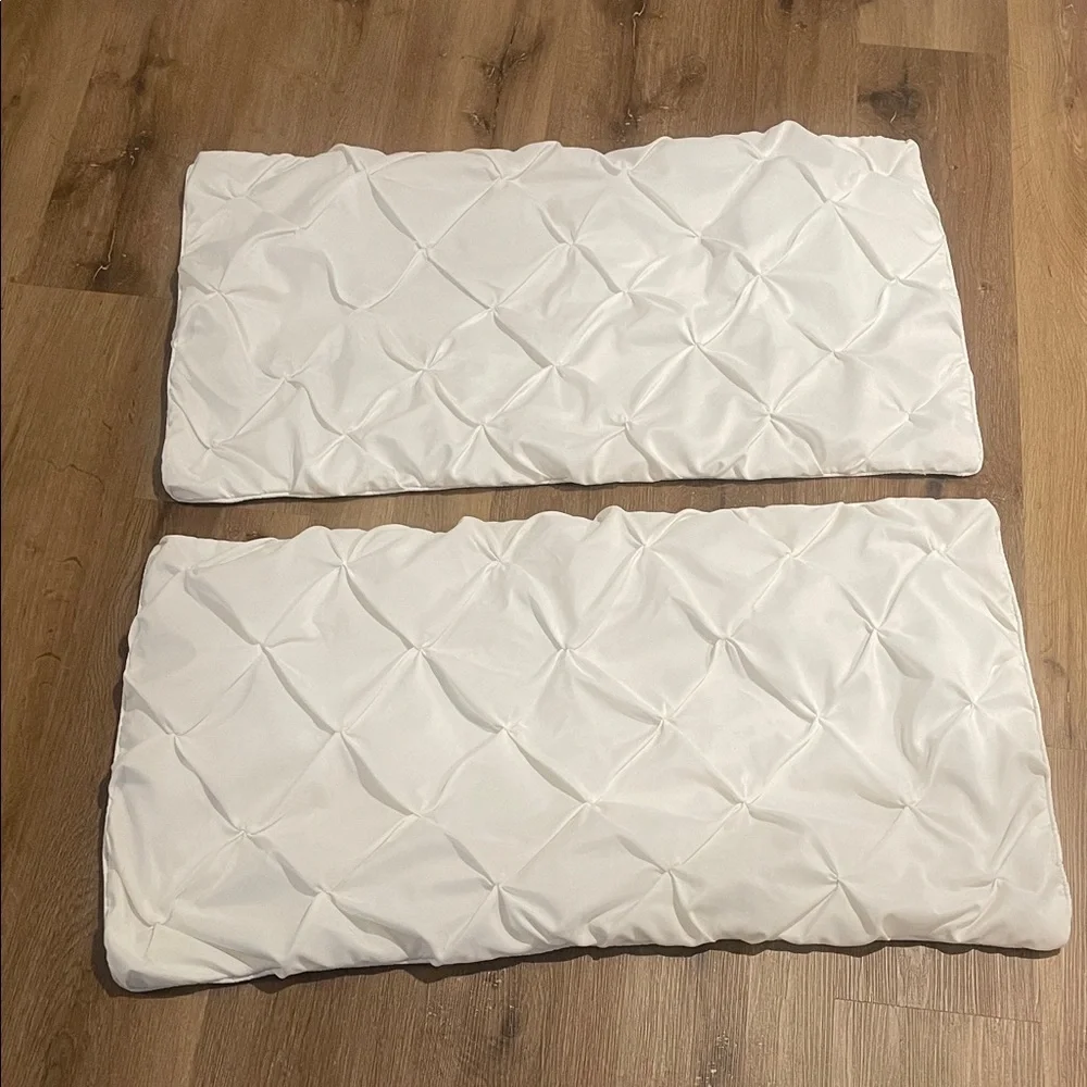 Luxury White Pinch-Pleated Pillow Shams (Set of 2)